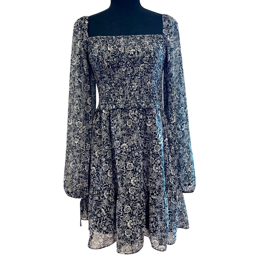 NWT Dynamite Floral Smocked Mini Dress Size M